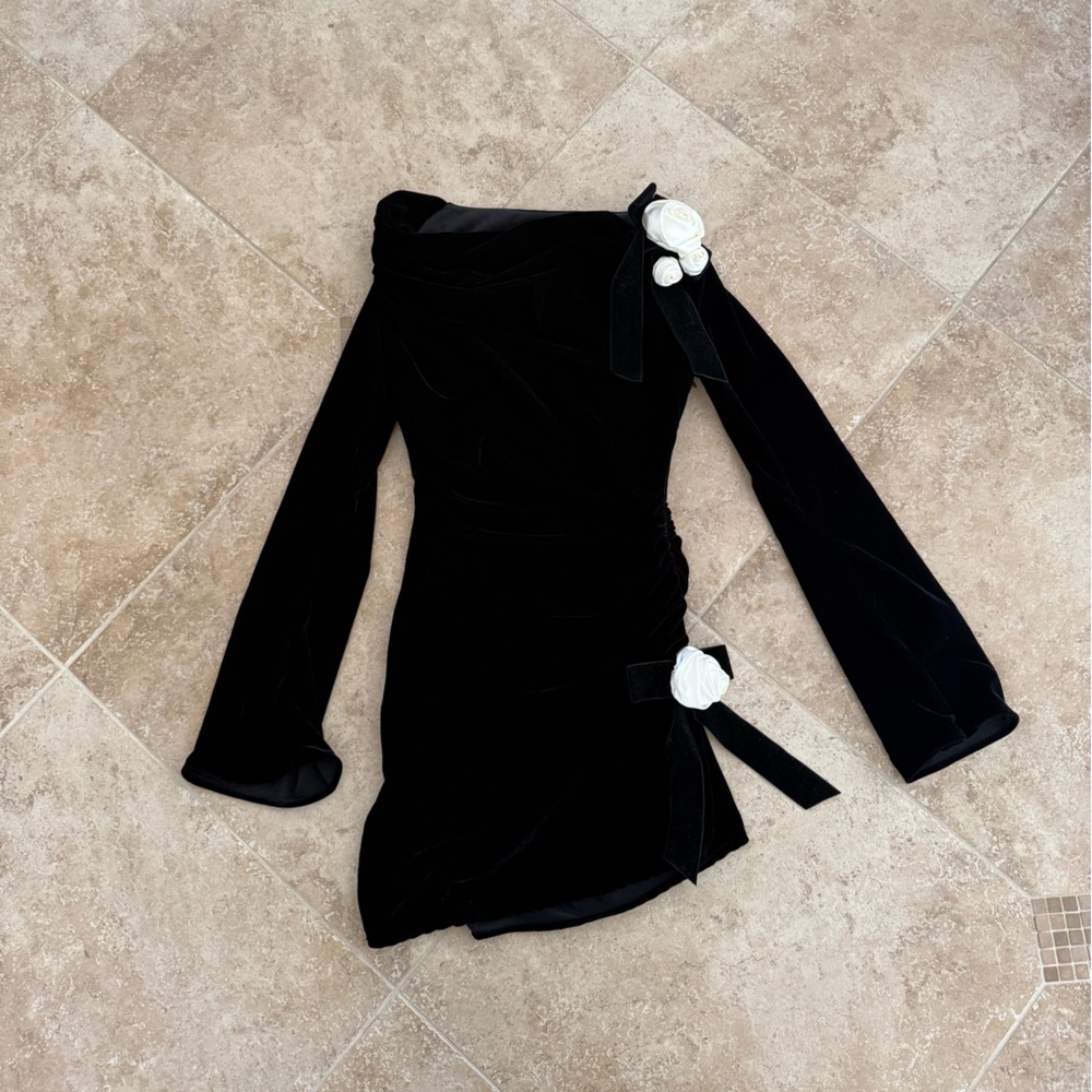 FOR LOVE AND LEMONS Elegant Black Dress with White Roses